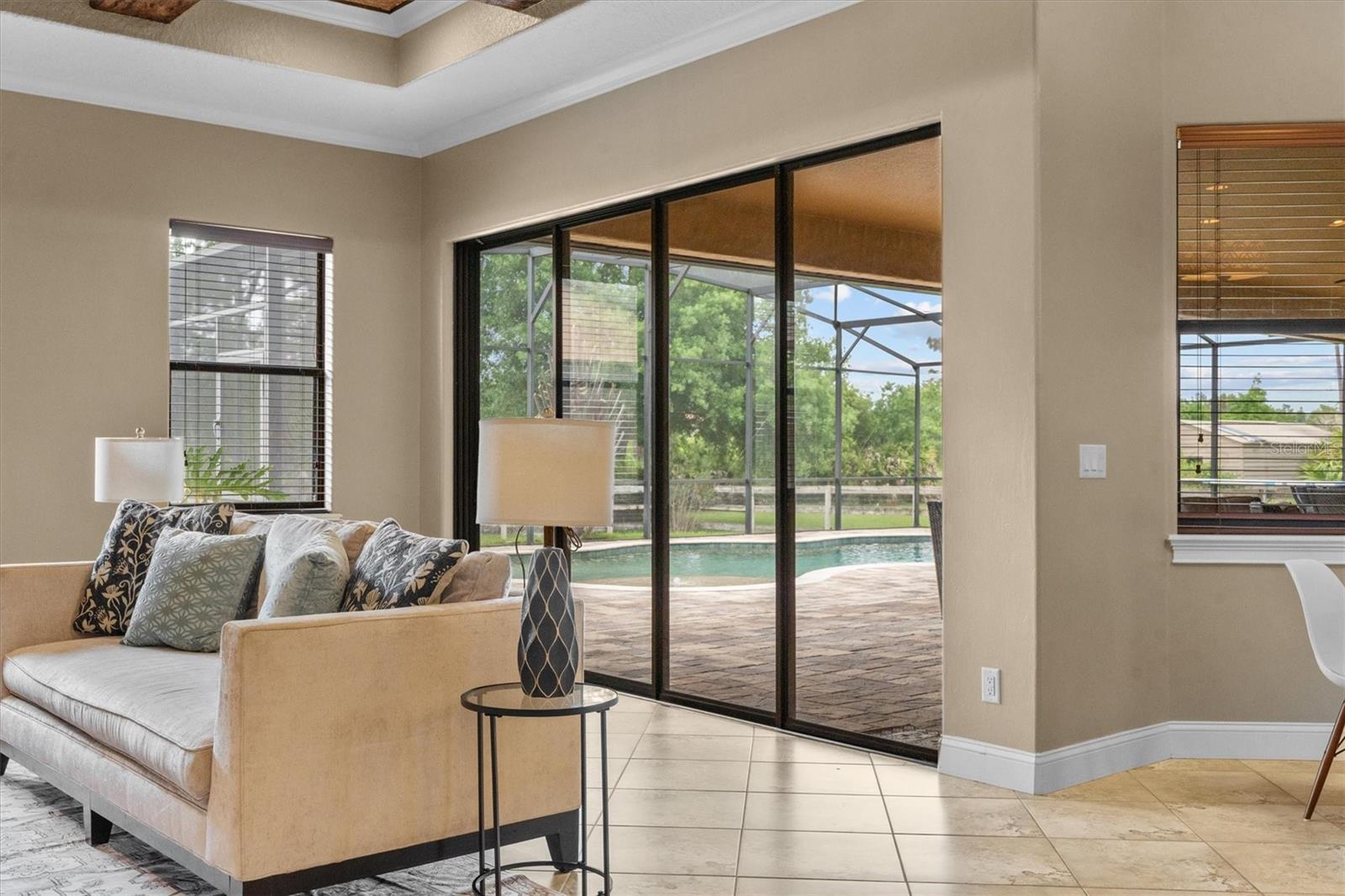 Image 21 of 83 For 19345 Mardi Gras Street