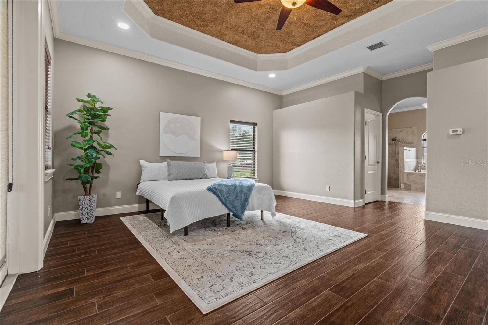 Image 23 of 83 For 19345 Mardi Gras Street