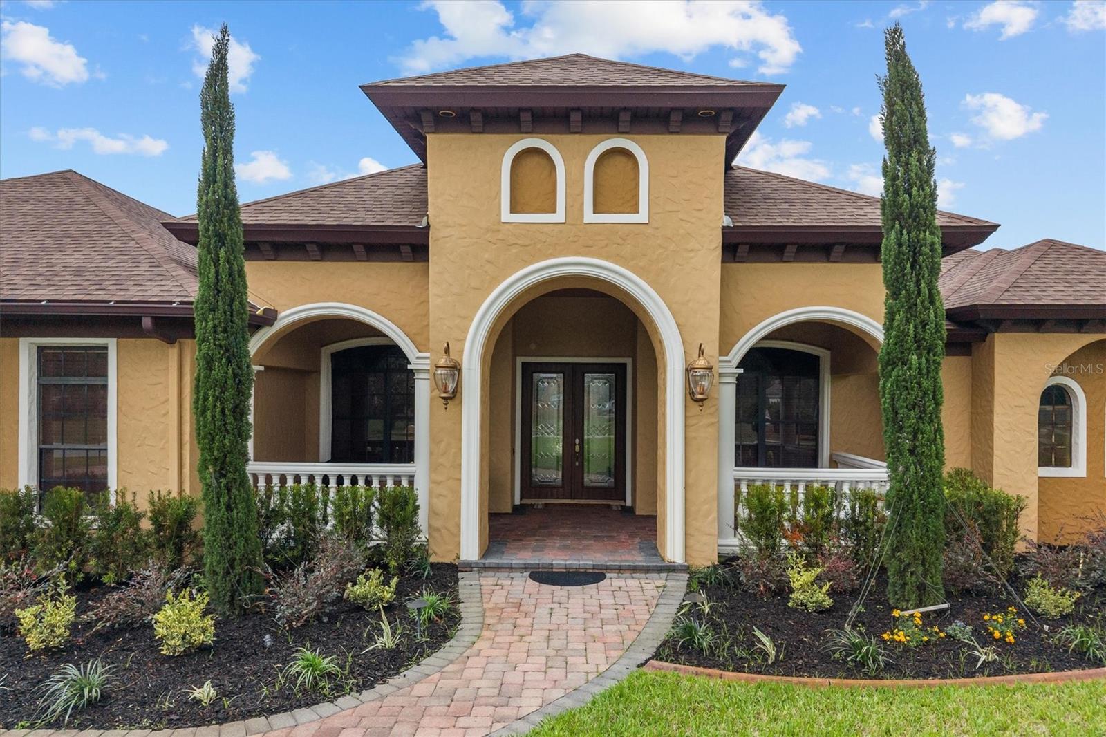 Image 3 of 83 For 19345 Mardi Gras Street