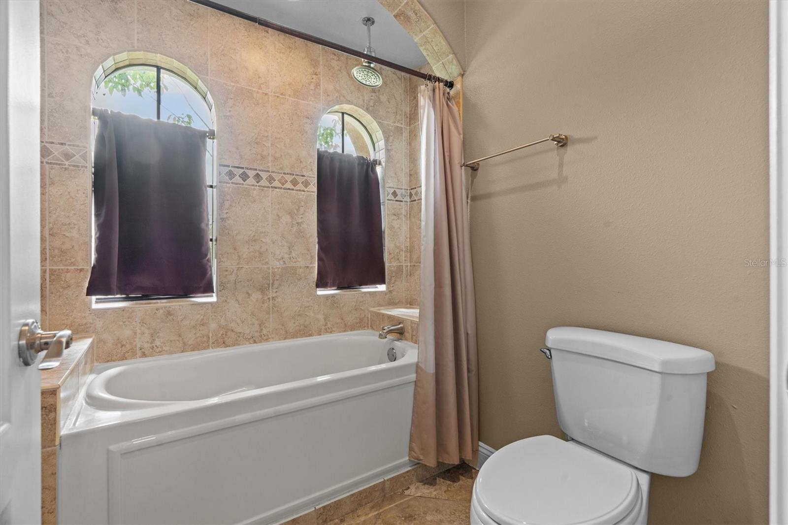 Image 35 of 83 For 19345 Mardi Gras Street