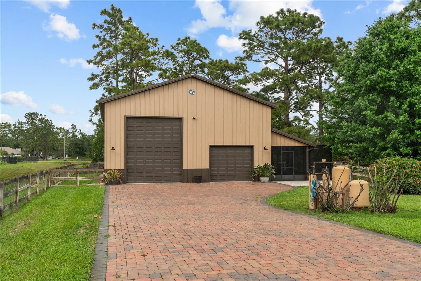 Image 59 of 83 For 19345 Mardi Gras Street