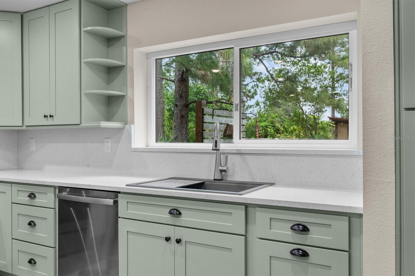 Image 66 of 83 For 19345 Mardi Gras Street