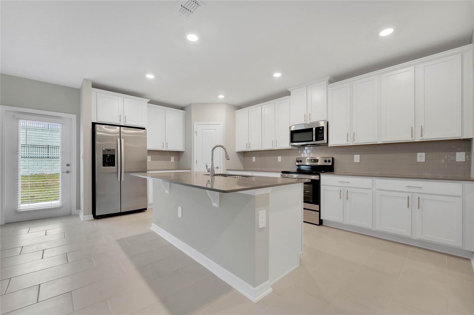 Image 12 of 37 For 2840 Muller Oak Loop