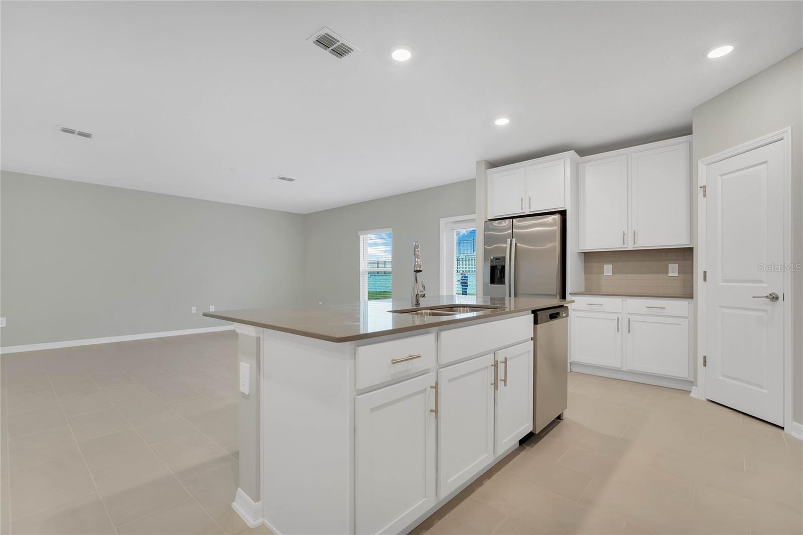 Image 13 of 37 For 2840 Muller Oak Loop