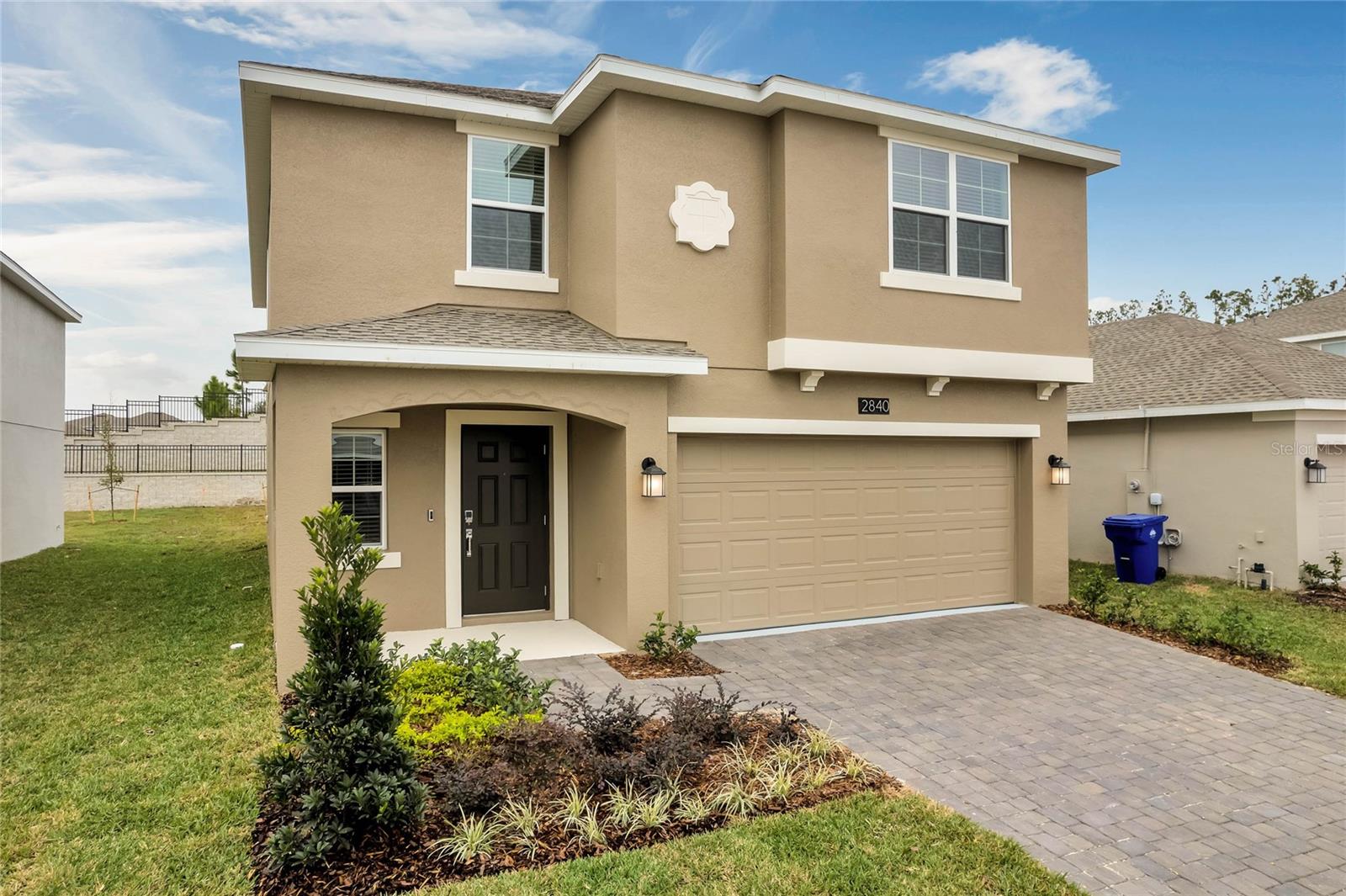 Image 2 of 37 For 2840 Muller Oak Loop