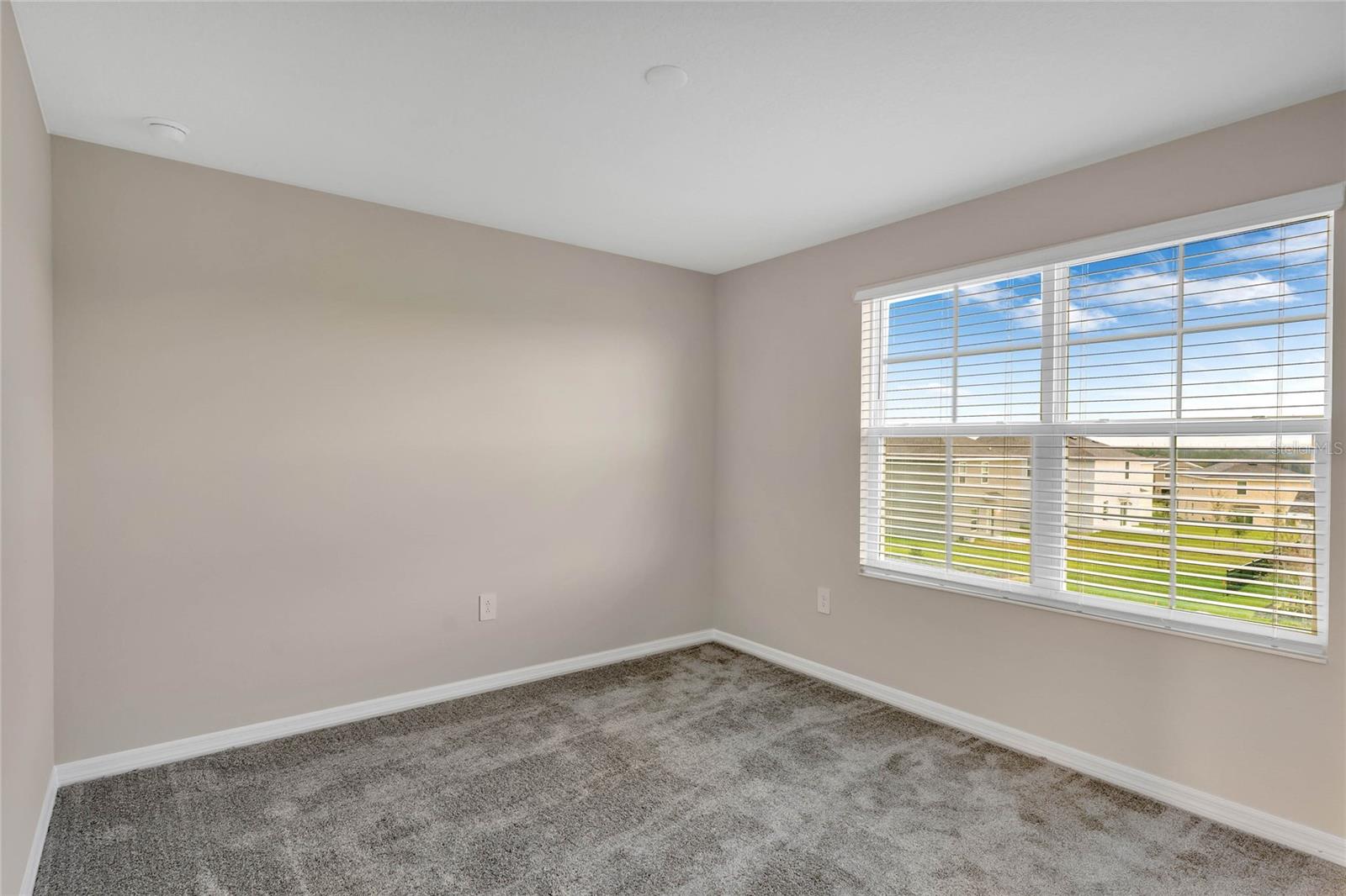 Image 22 of 37 For 2840 Muller Oak Loop