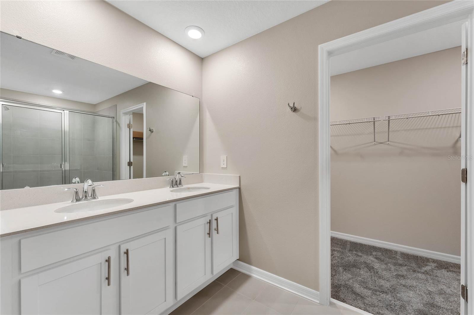 Image 24 of 37 For 2840 Muller Oak Loop