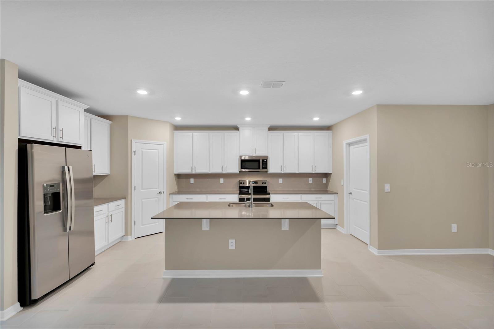 Image 7 of 37 For 2840 Muller Oak Loop