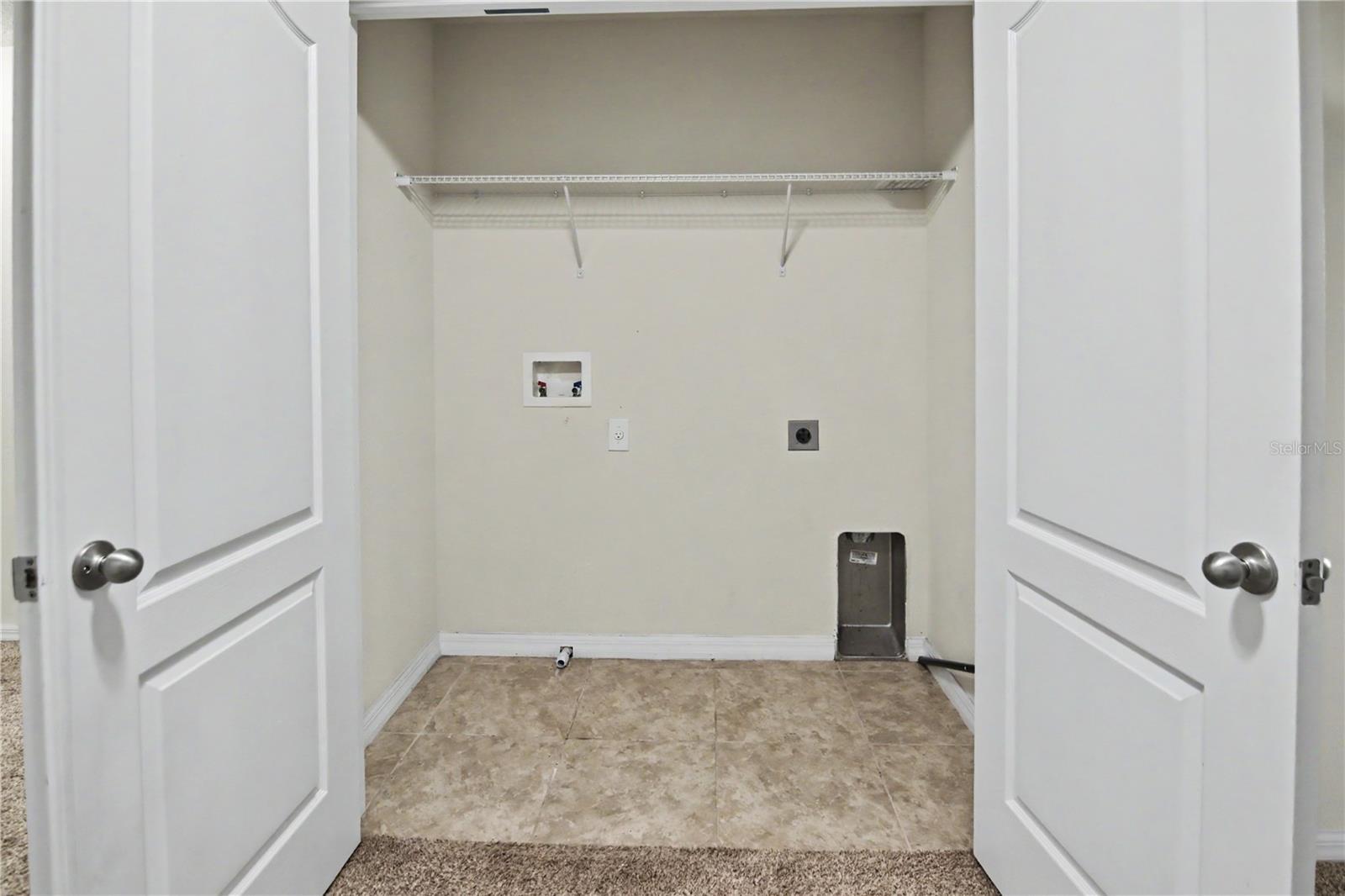 Image 9 of 28 For 7485 Aloma Pines