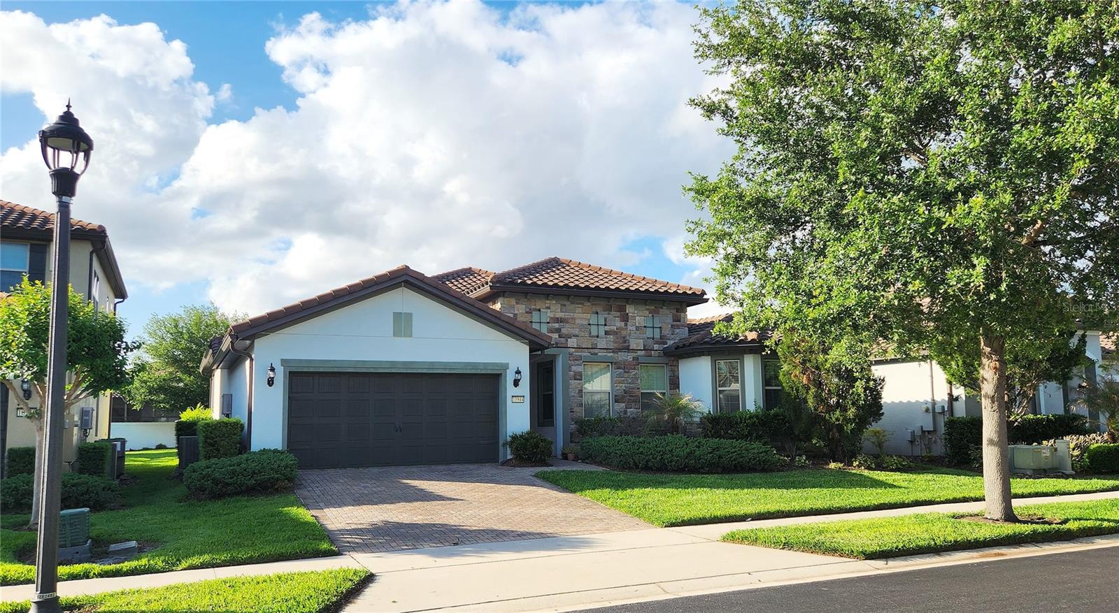 Listing Details for 10944 Citron Oaks Drive, ORLANDO, FL 32836