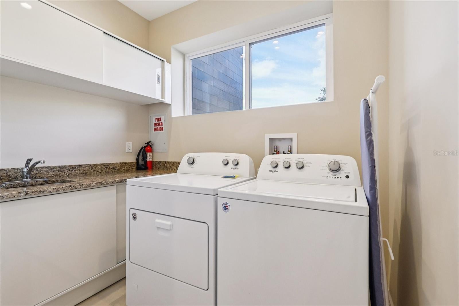 Image 16 of 57 For 3191 Brasilia Avenue