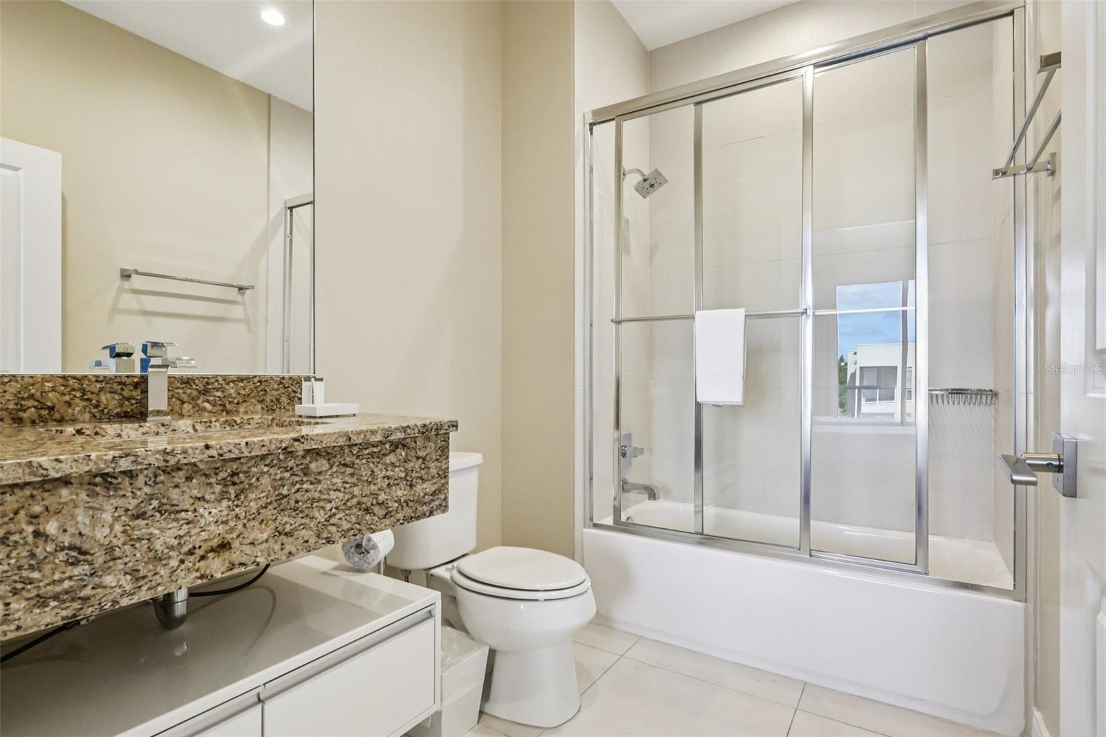 Image 30 of 57 For 3191 Brasilia Avenue