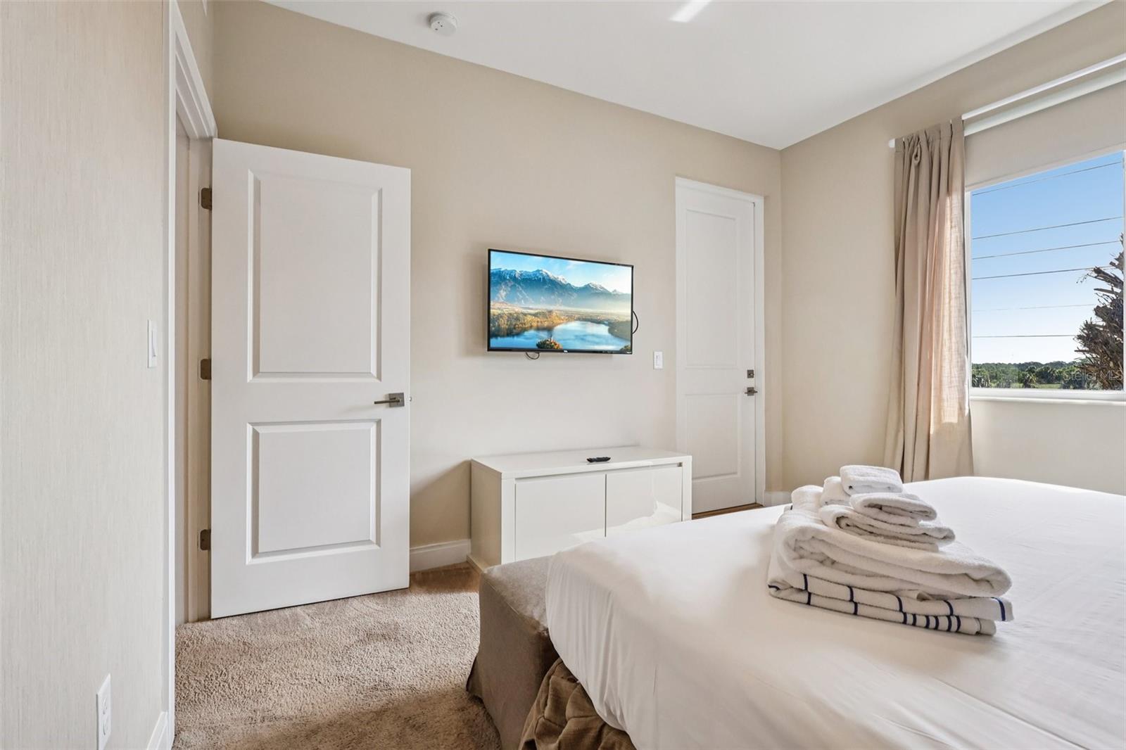 Image 33 of 57 For 3191 Brasilia Avenue