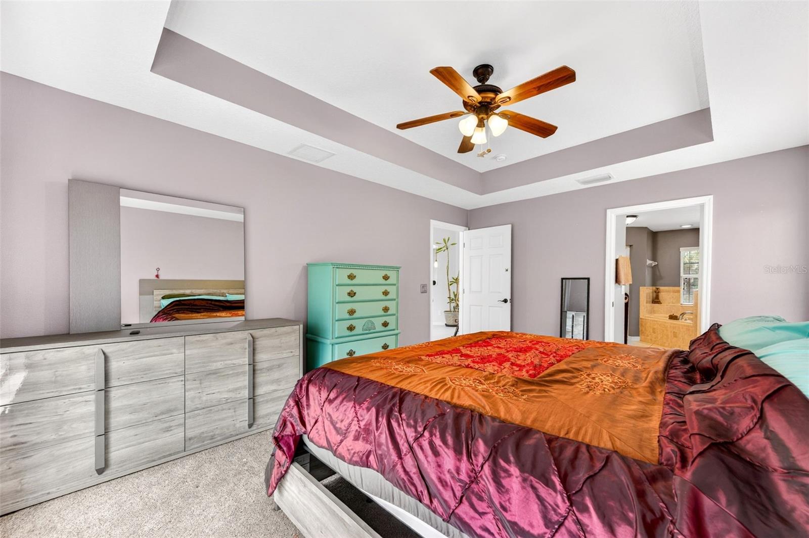 Image 33 of 53 For 831 Owl Street Sw