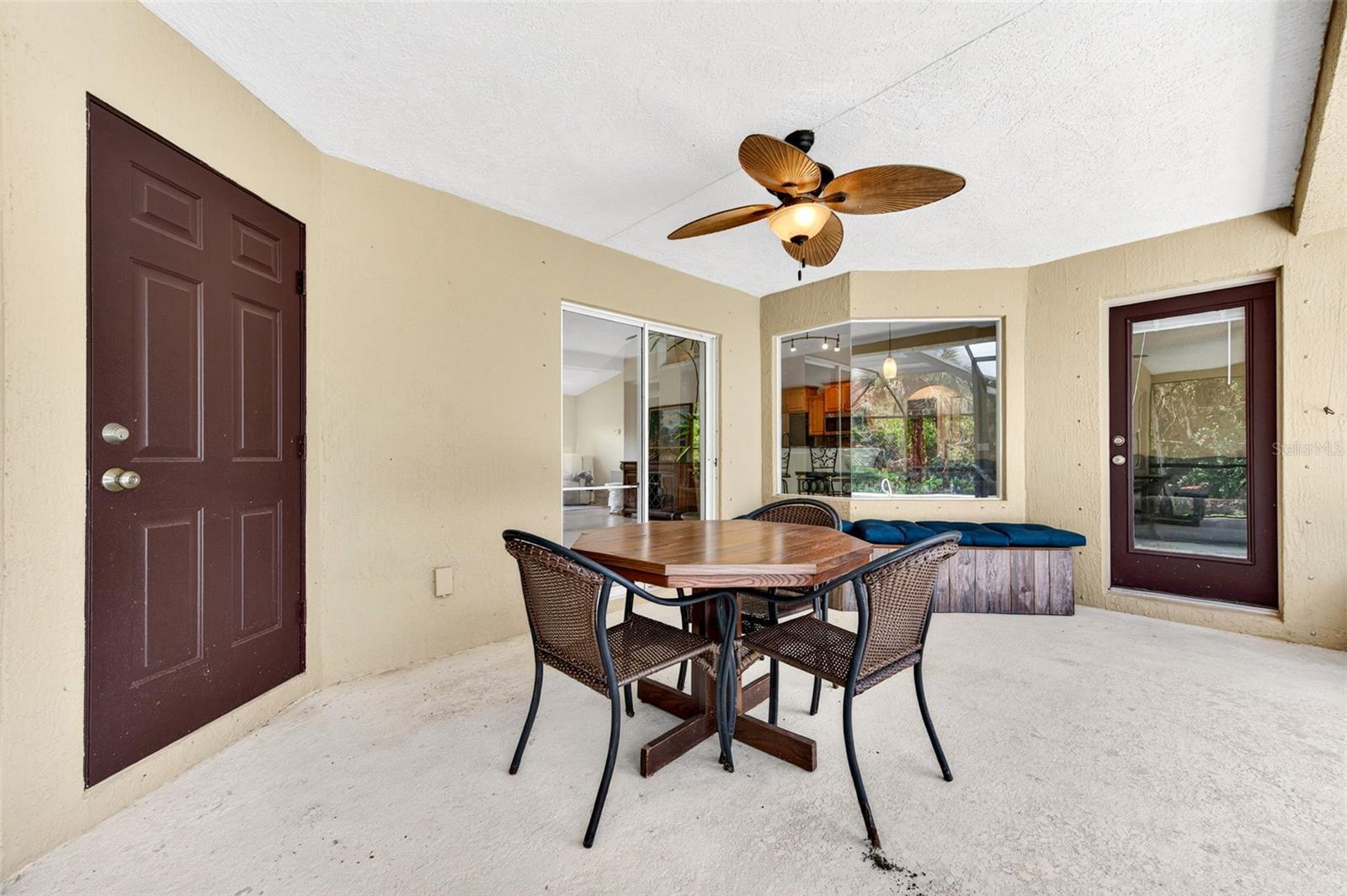 Image 44 of 53 For 831 Owl Street Sw