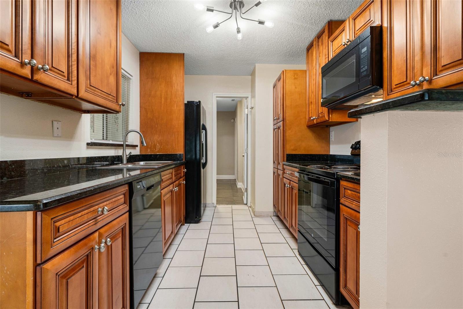 Image 8 of 39 For 2864 Grand Bend Court