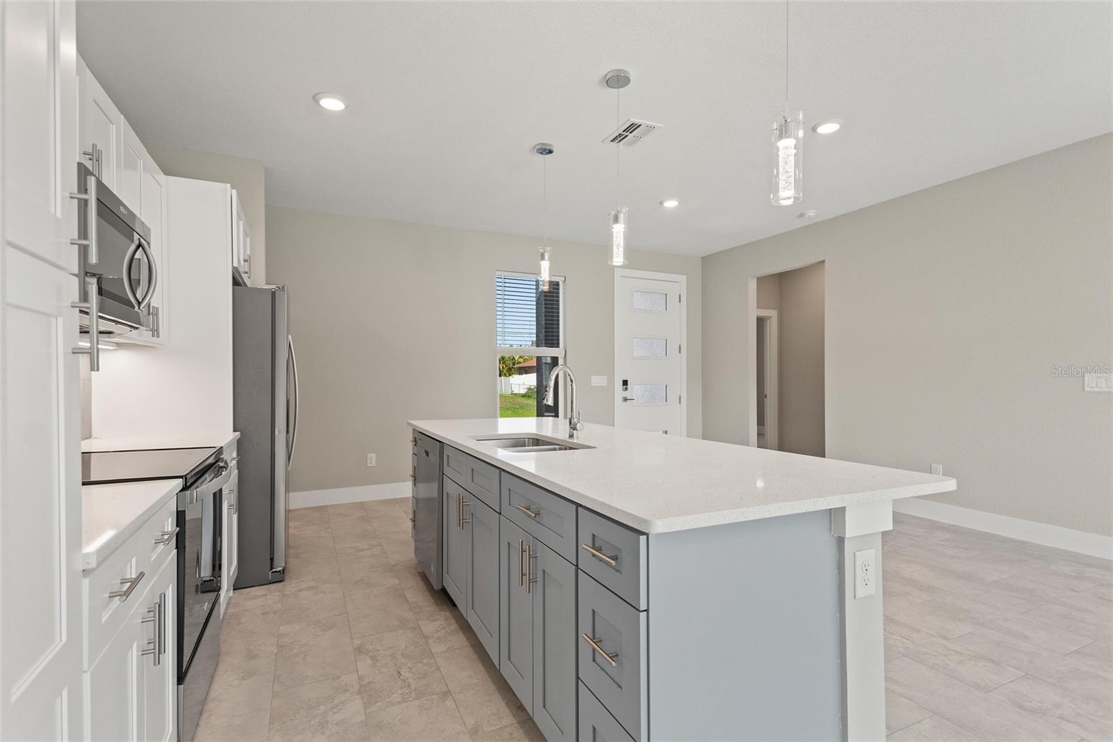 Image 12 of 26 For 1829 Northland Avenue