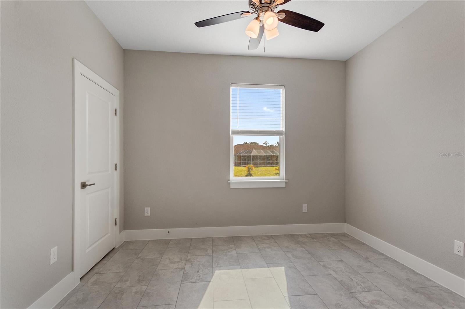 Image 19 of 26 For 1829 Northland Avenue