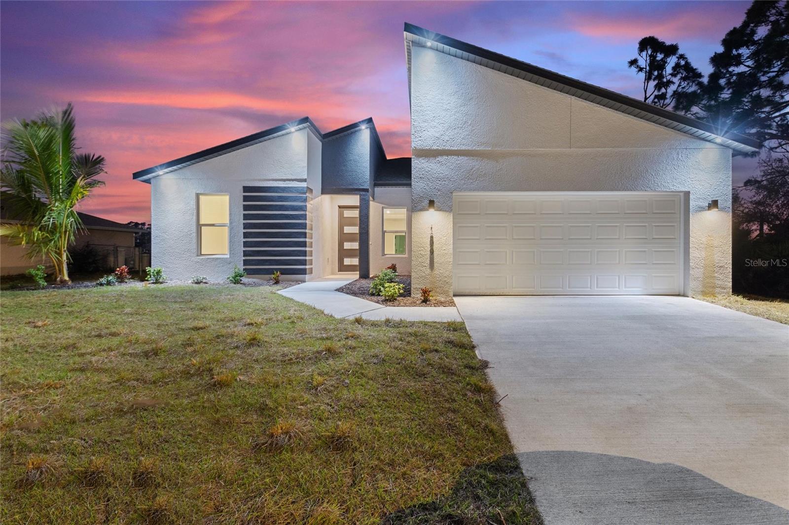 Image 2 of 26 For 1829 Northland Avenue