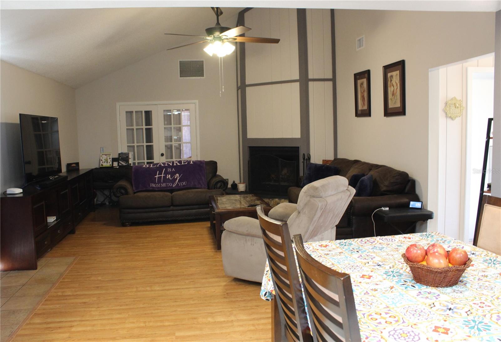 Image 13 of 24 For 285 Sandpiper Drive