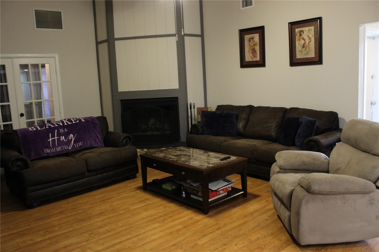 Image 15 of 24 For 285 Sandpiper Drive