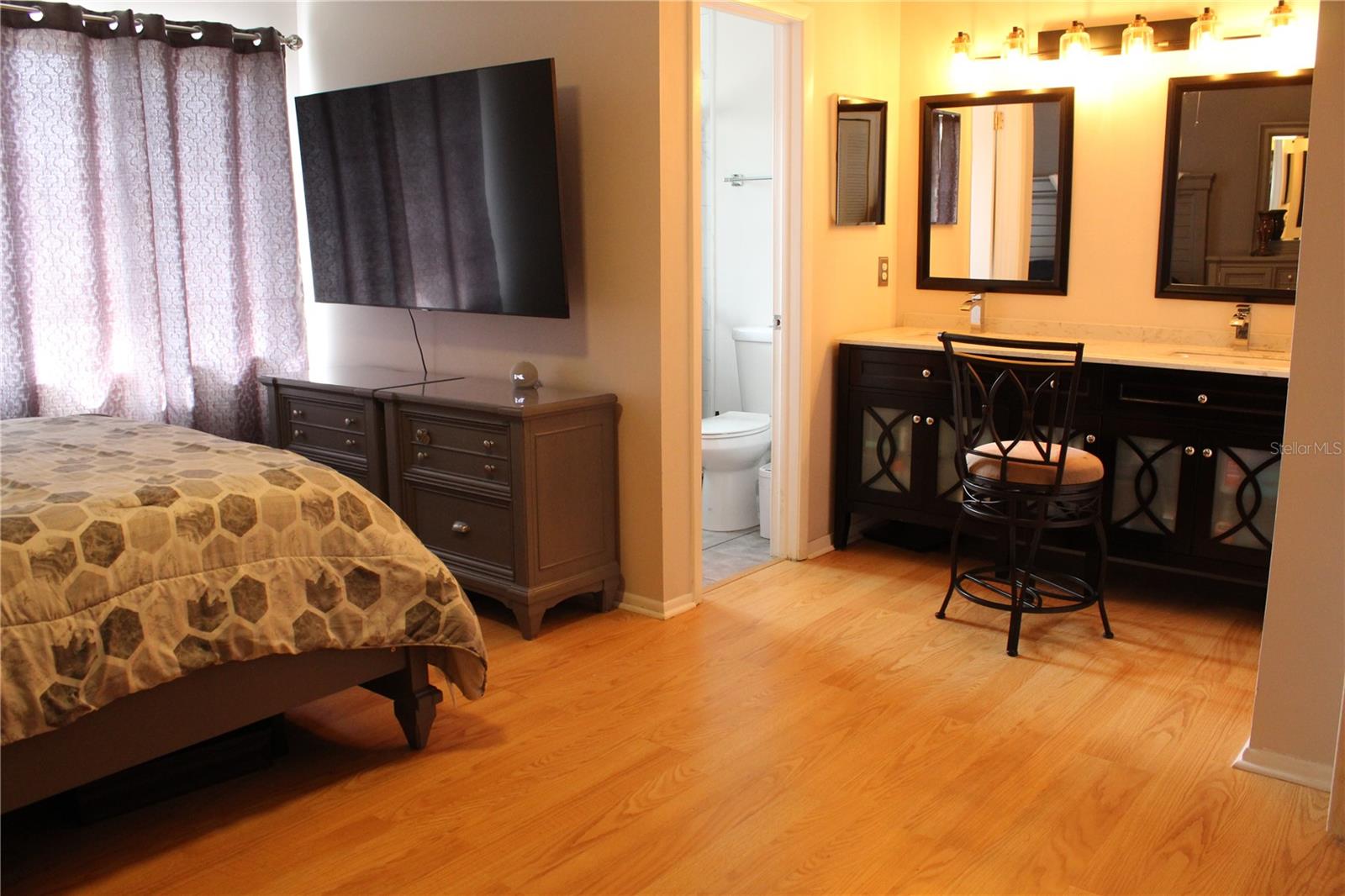 Image 18 of 24 For 285 Sandpiper Drive