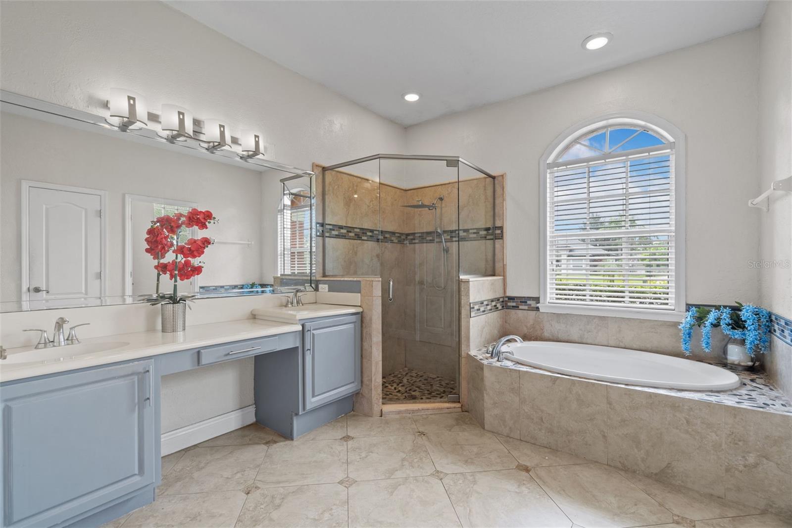 Image 38 of 50 For 5306 Crane Hill Court