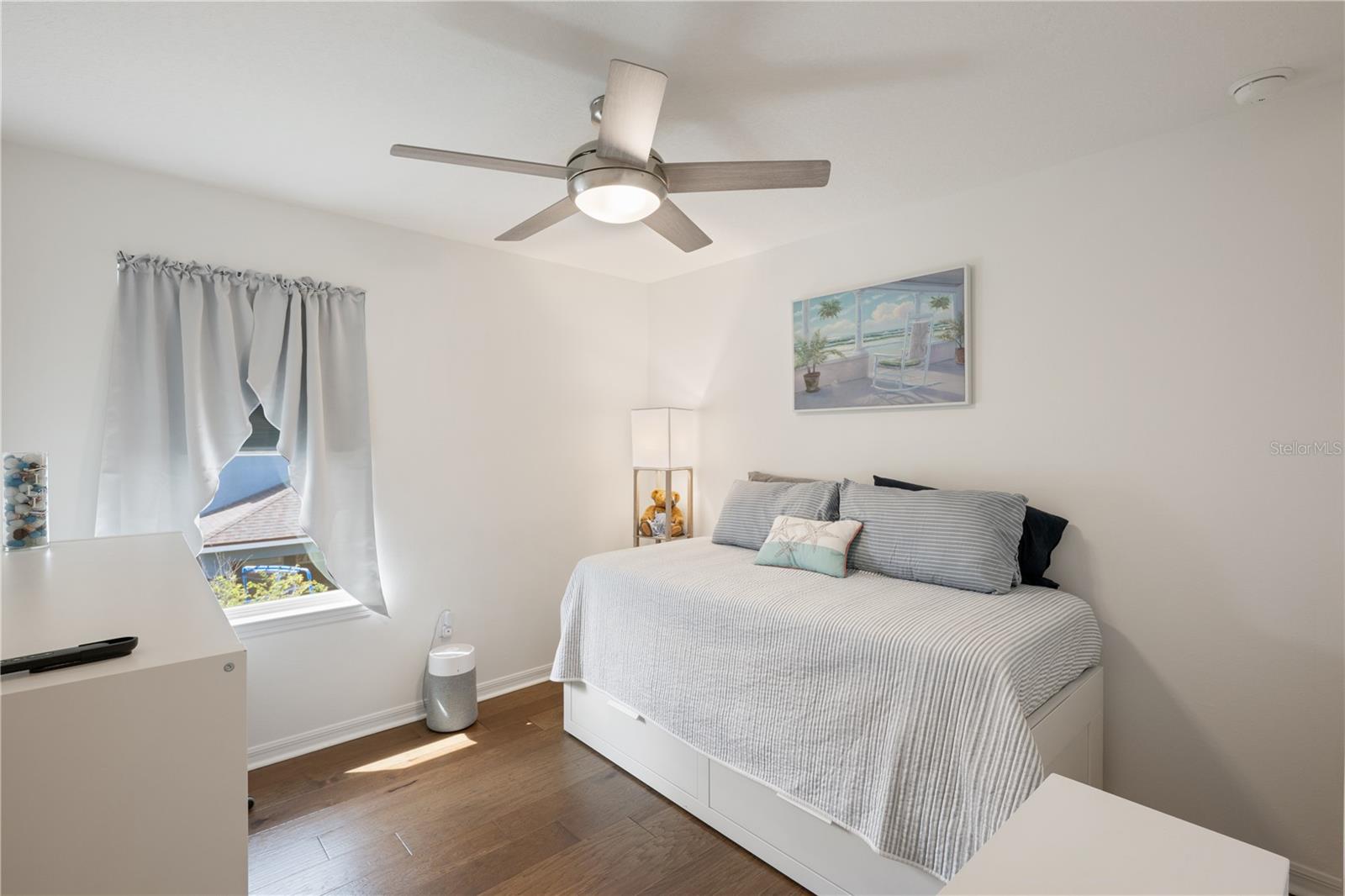 Image 15 of 34 For 11510 Buoy Point Place