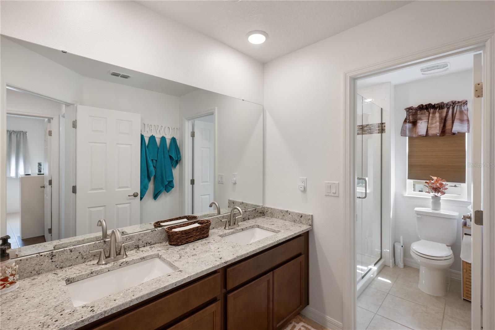 Image 17 of 34 For 11510 Buoy Point Place