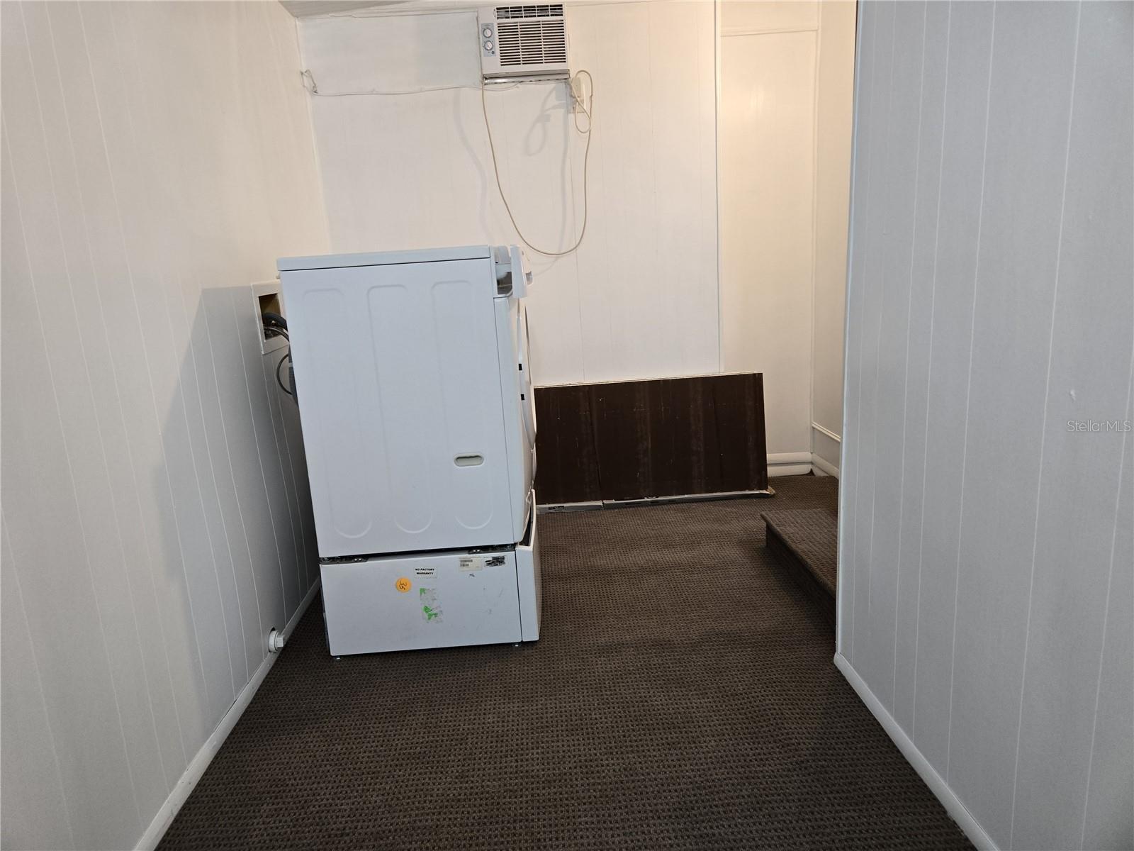 Image 10 of 32 For 3500 Blossom Circle 1497