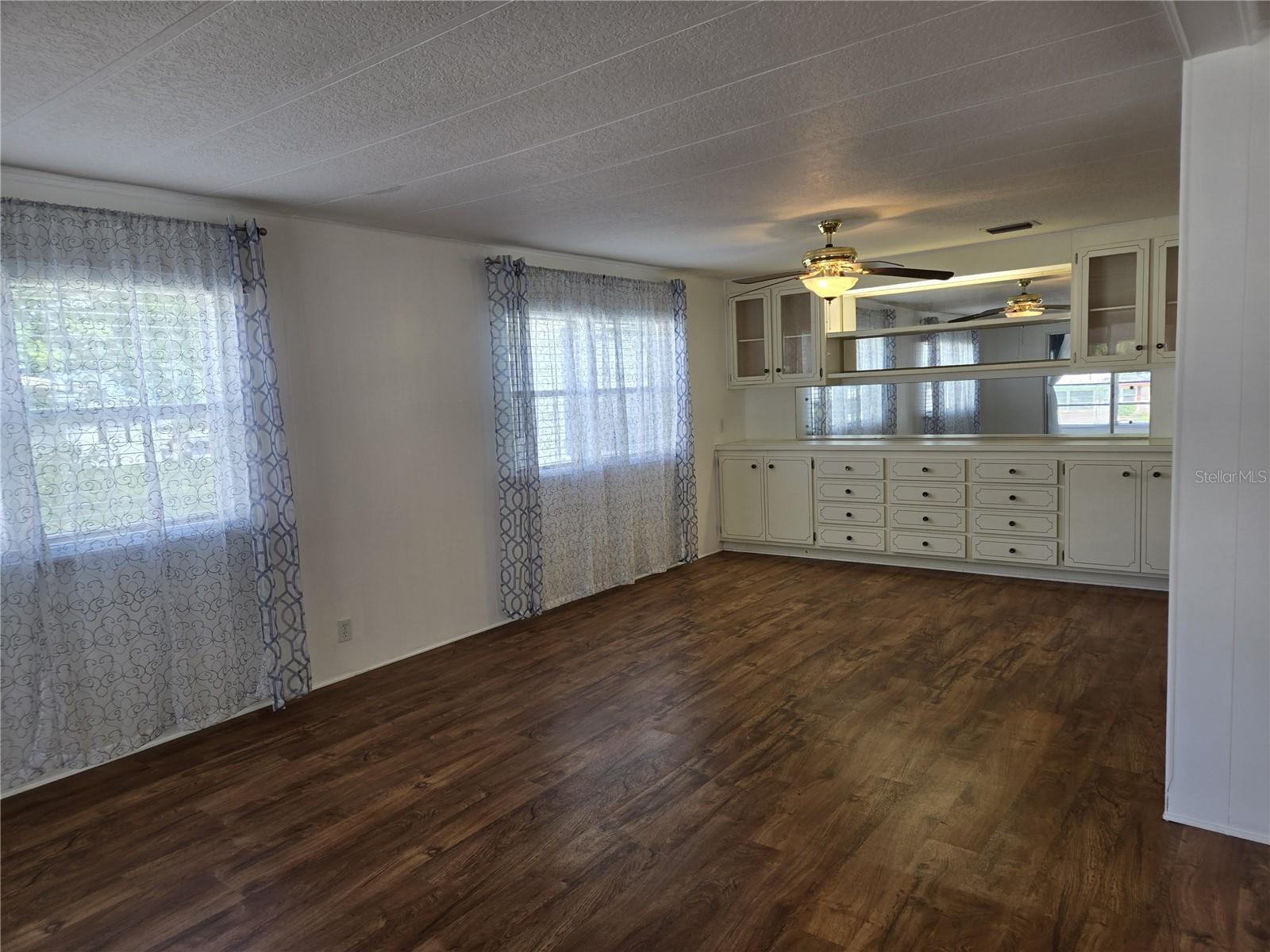 Image 15 of 32 For 3500 Blossom Circle 1497