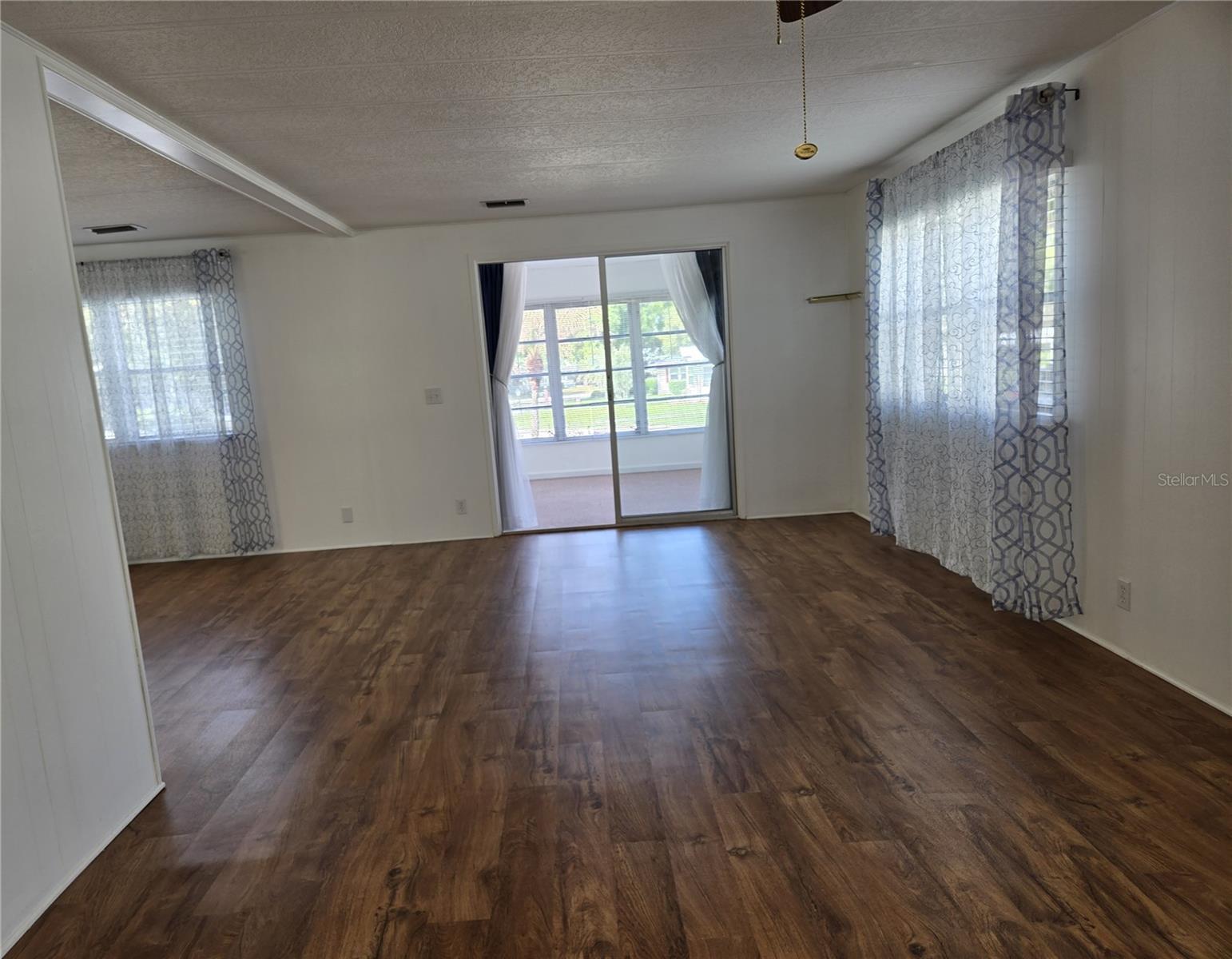 Image 19 of 32 For 3500 Blossom Circle 1497