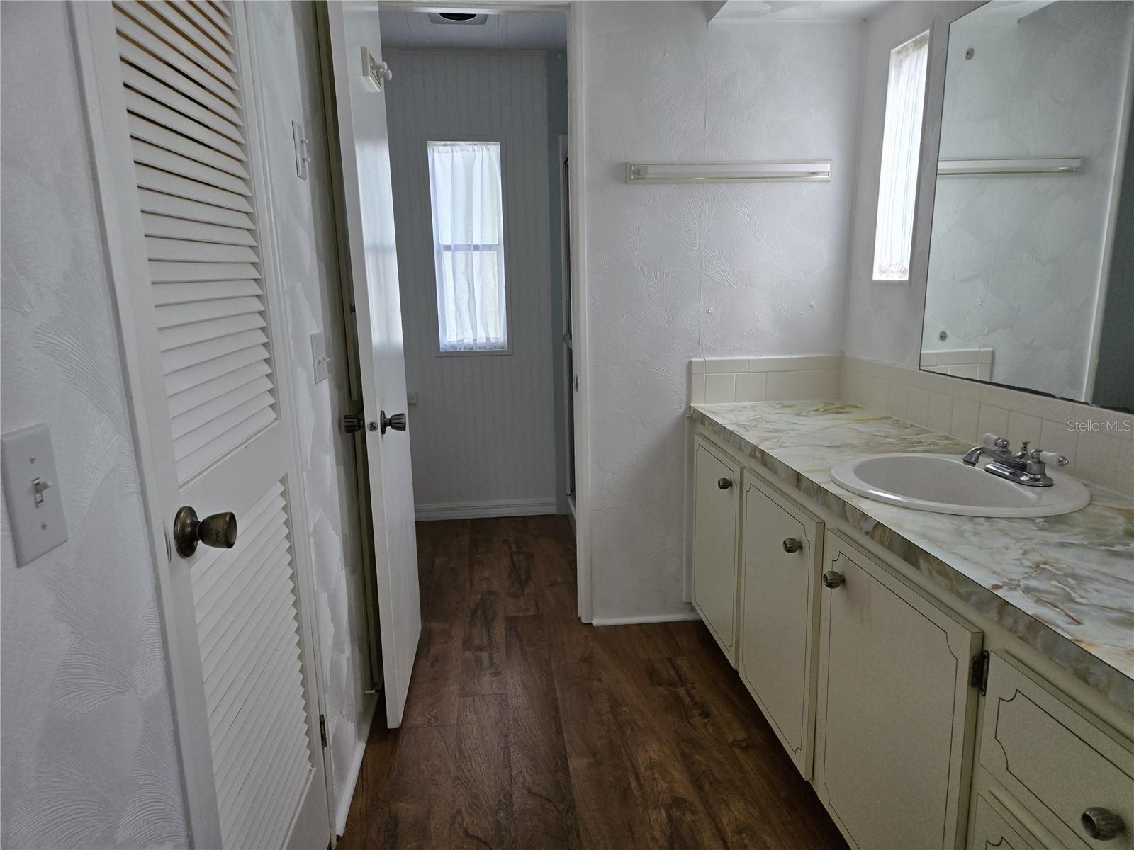 Image 30 of 32 For 3500 Blossom Circle 1497