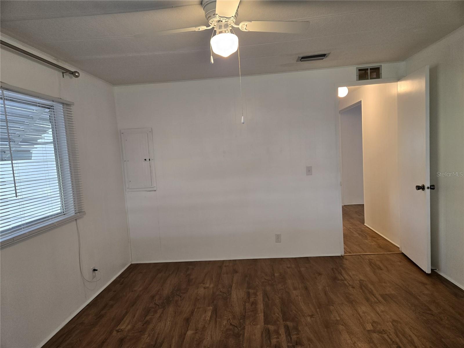 Image 31 of 32 For 3500 Blossom Circle 1497