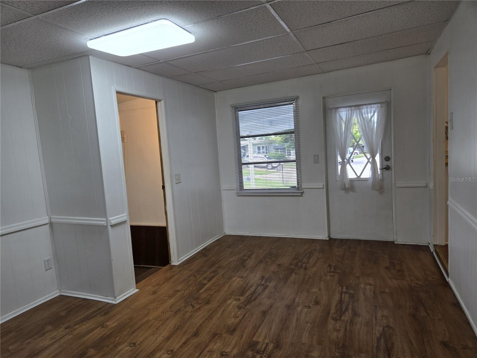 Image 8 of 32 For 3500 Blossom Circle 1497