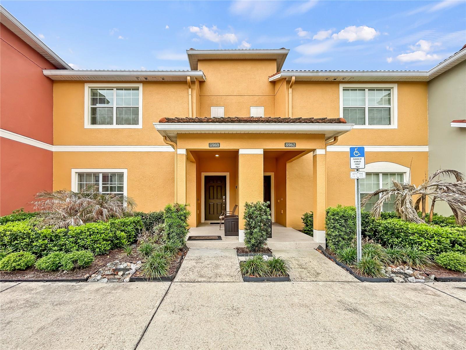 Image 26 of 28 For 8960 Majesty Palm Road