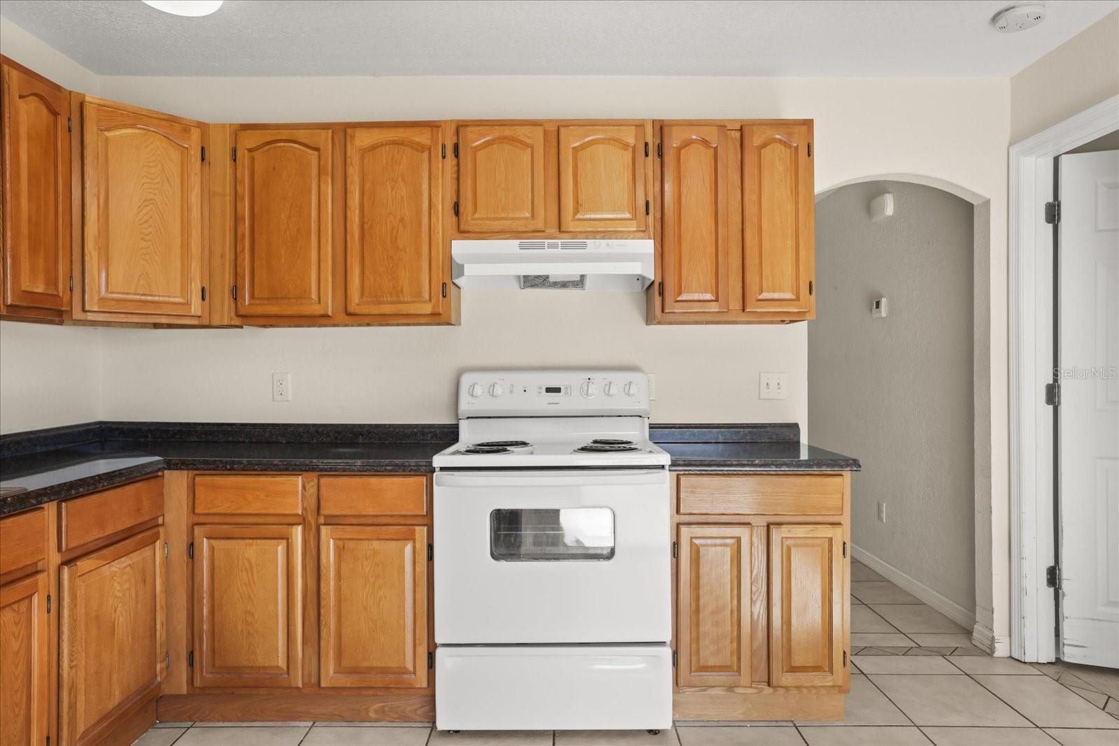 Image 13 of 66 For 643 Hummingbird Lane