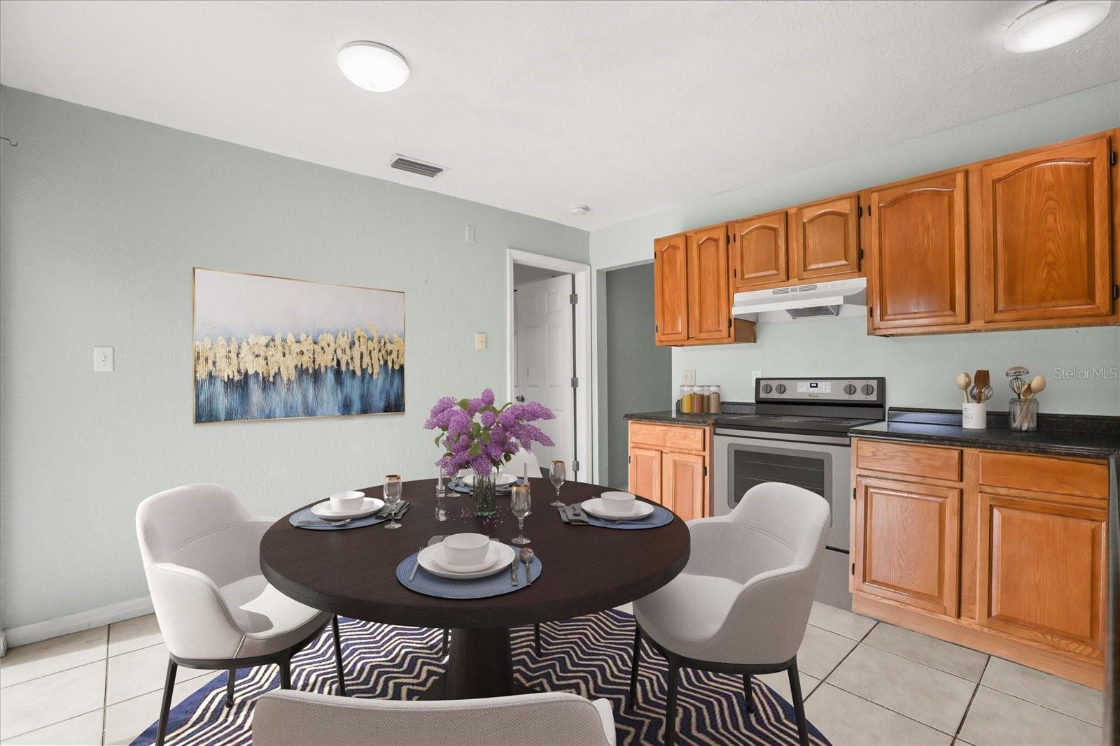 Image 32 of 66 For 643 Hummingbird Lane