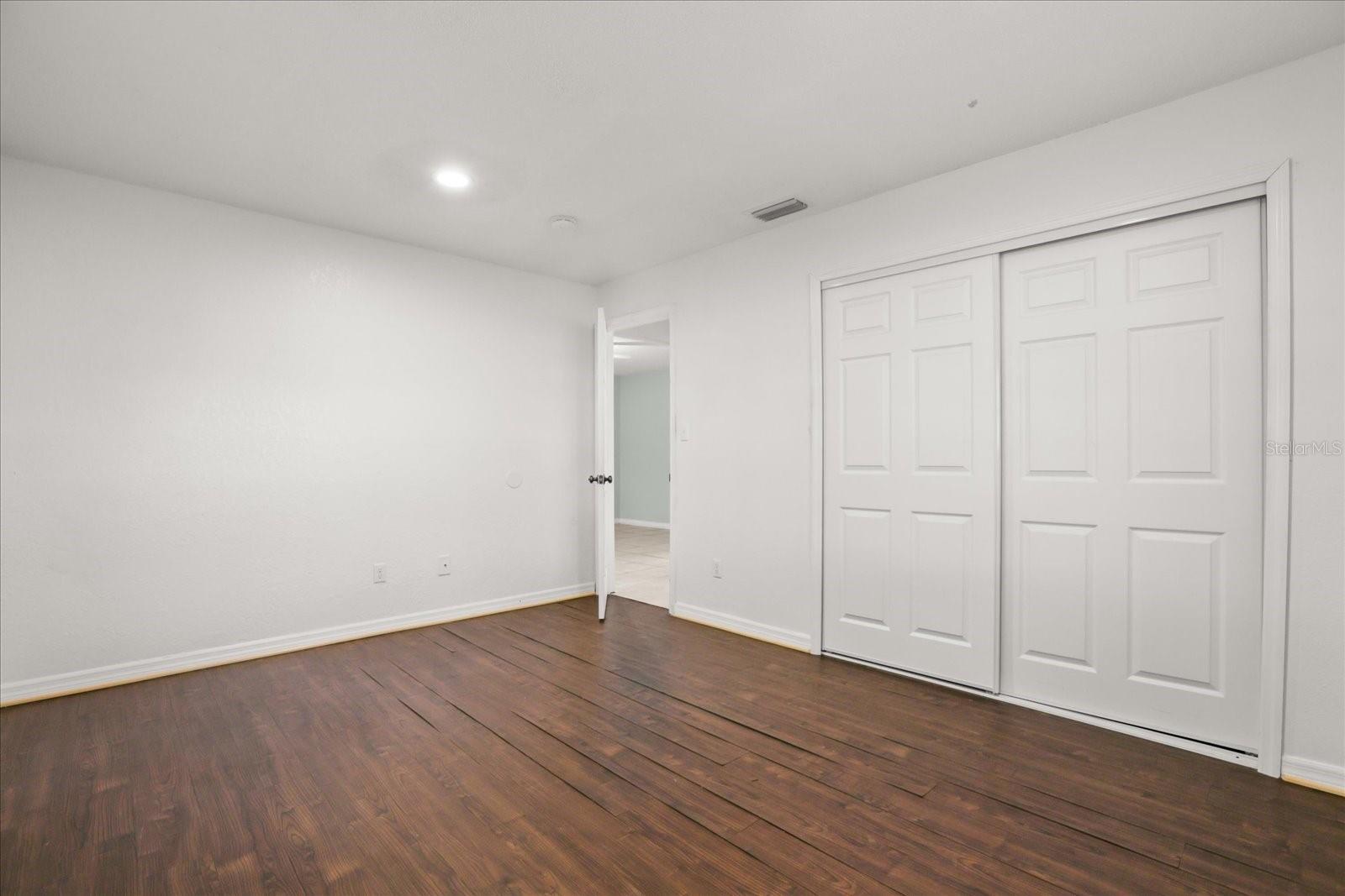 Image 44 of 66 For 643 Hummingbird Lane