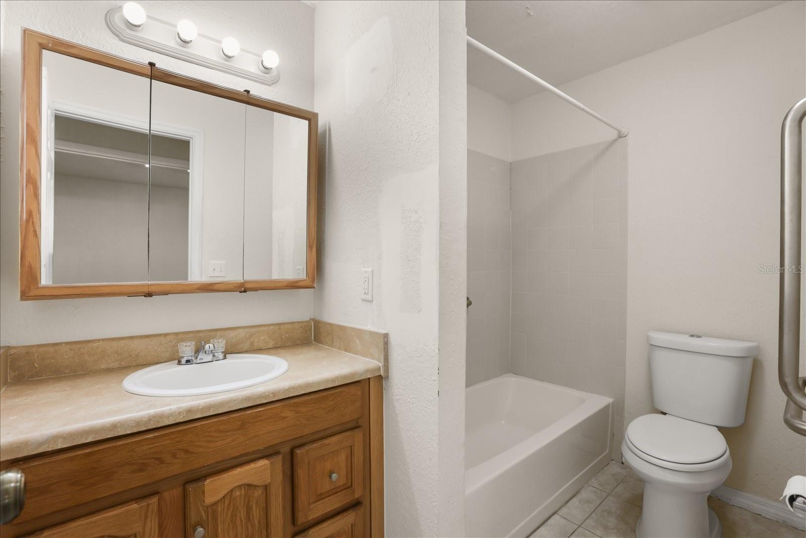 Image 45 of 66 For 643 Hummingbird Lane