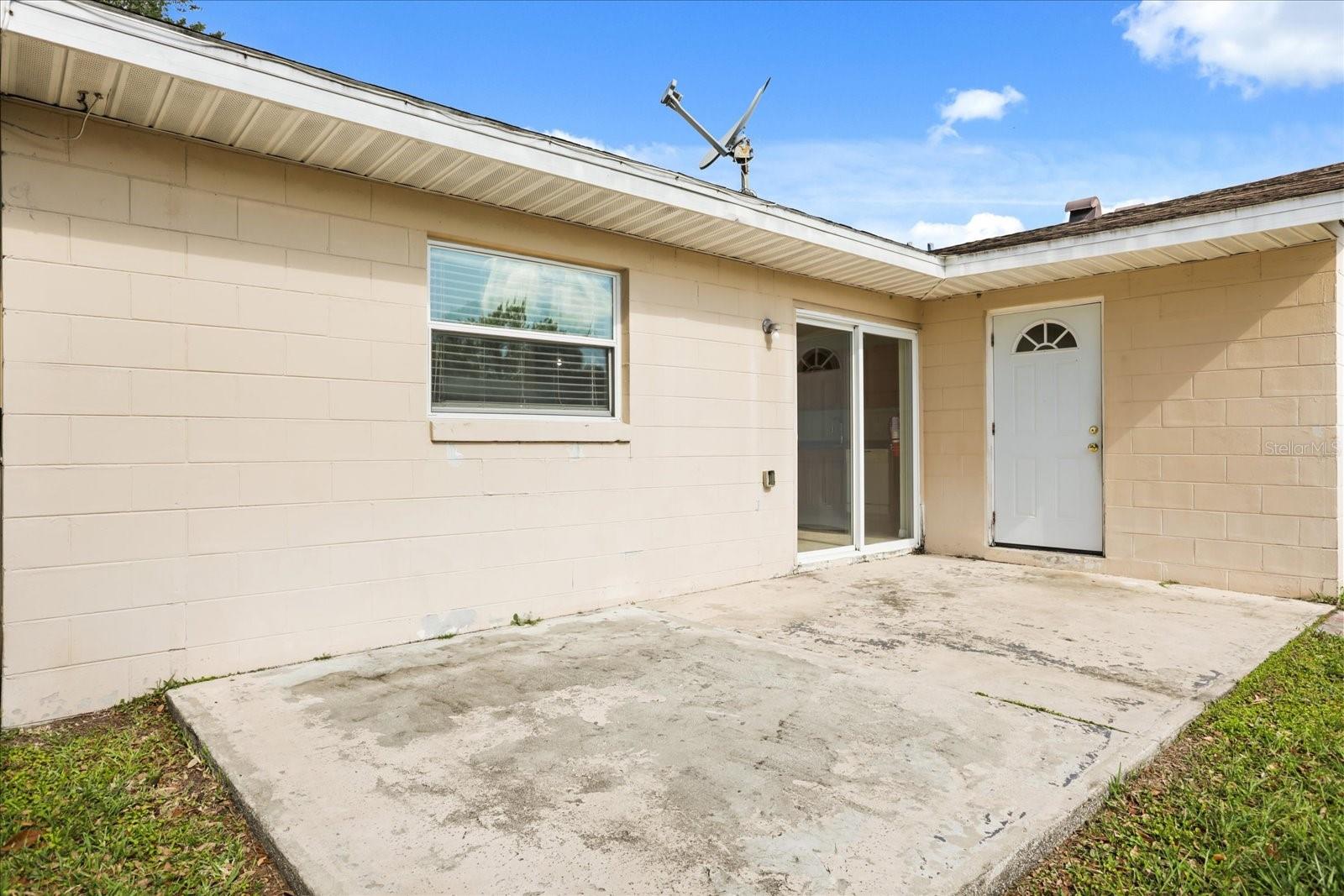 Image 50 of 66 For 643 Hummingbird Lane