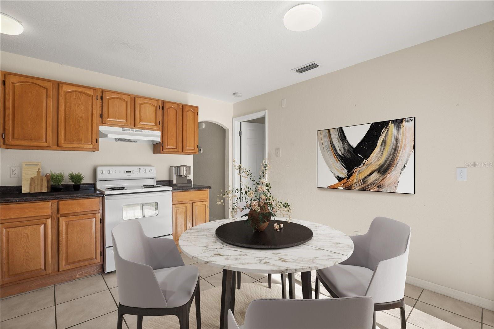 Image 8 of 66 For 643 Hummingbird Lane