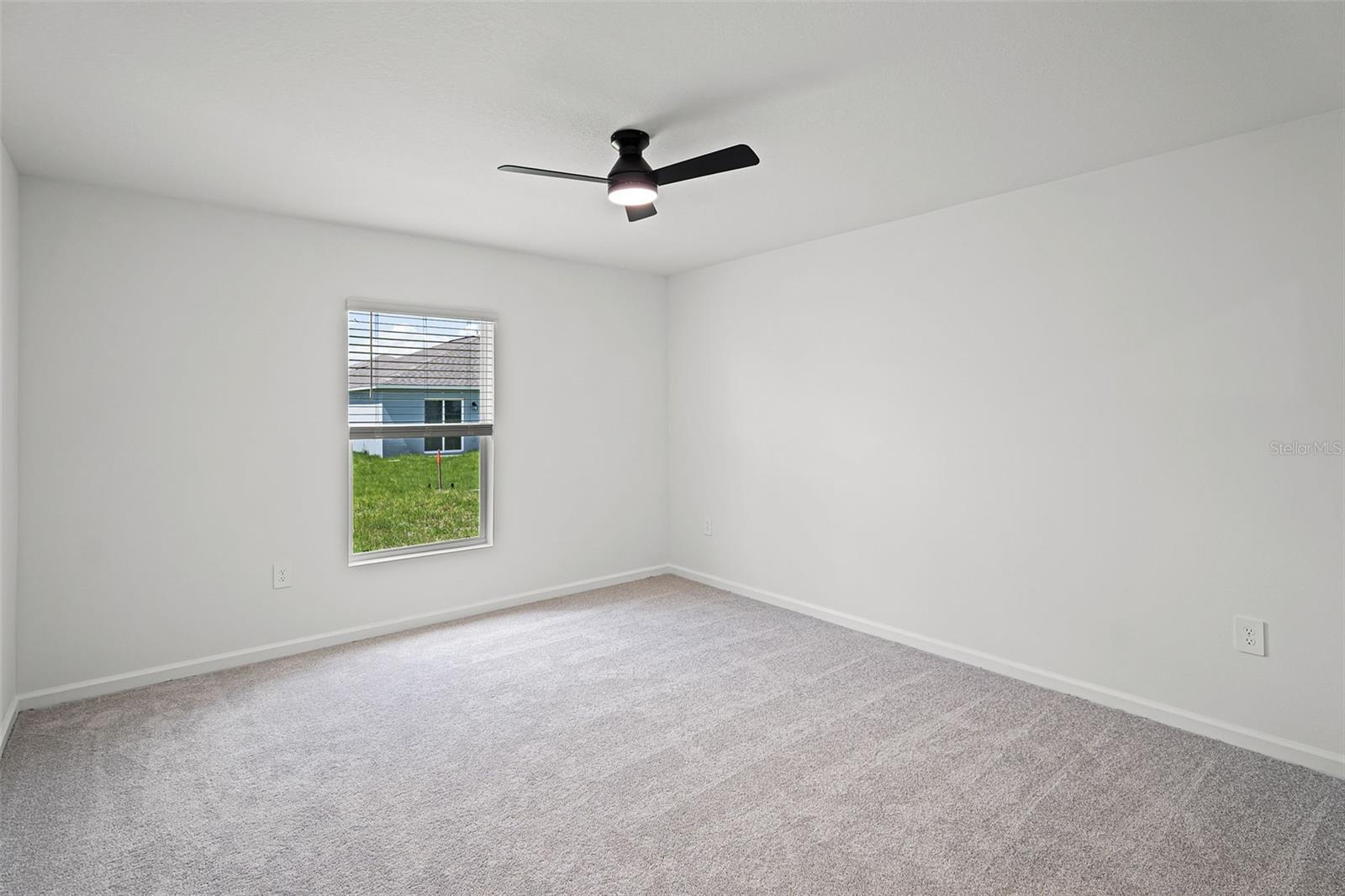 Image 10 of 31 For 1993 Sarah Street