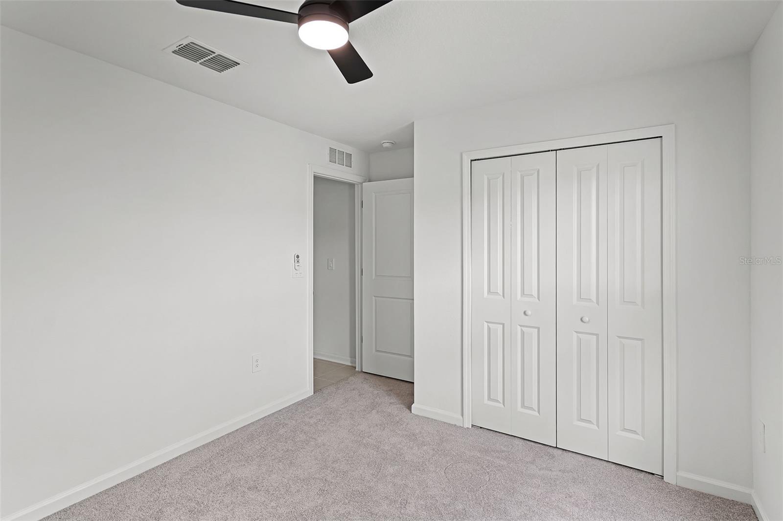 Image 14 of 31 For 1993 Sarah Street