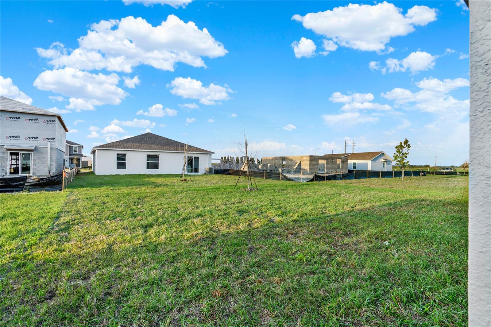 Image 27 of 31 For 1993 Sarah Street