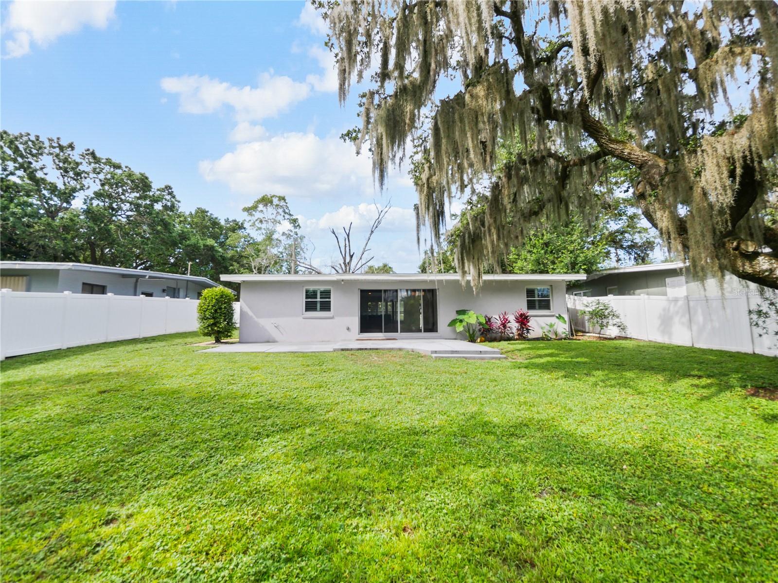 Image 4 of 5 For 2823 Wright Avenue