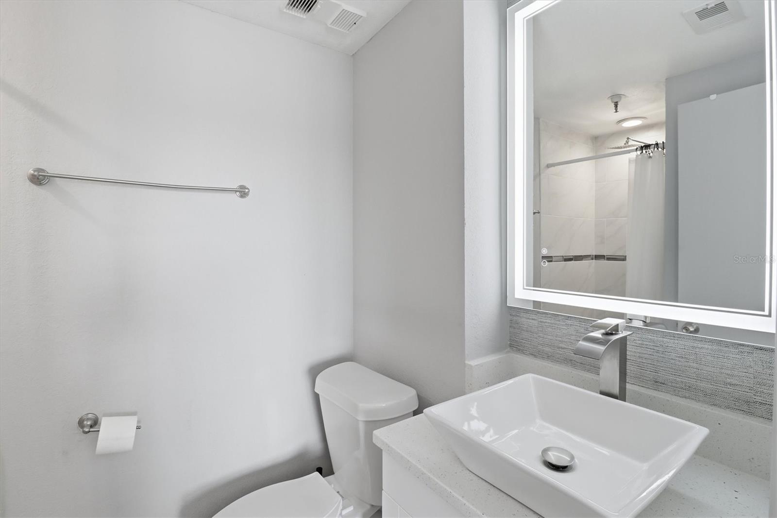 Image 13 of 25 For 6165 Carrier Drive 2604