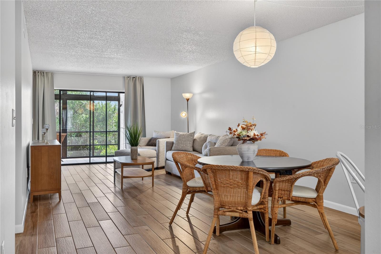 Image 13 of 60 For 4101 Fairview Vista Point 228