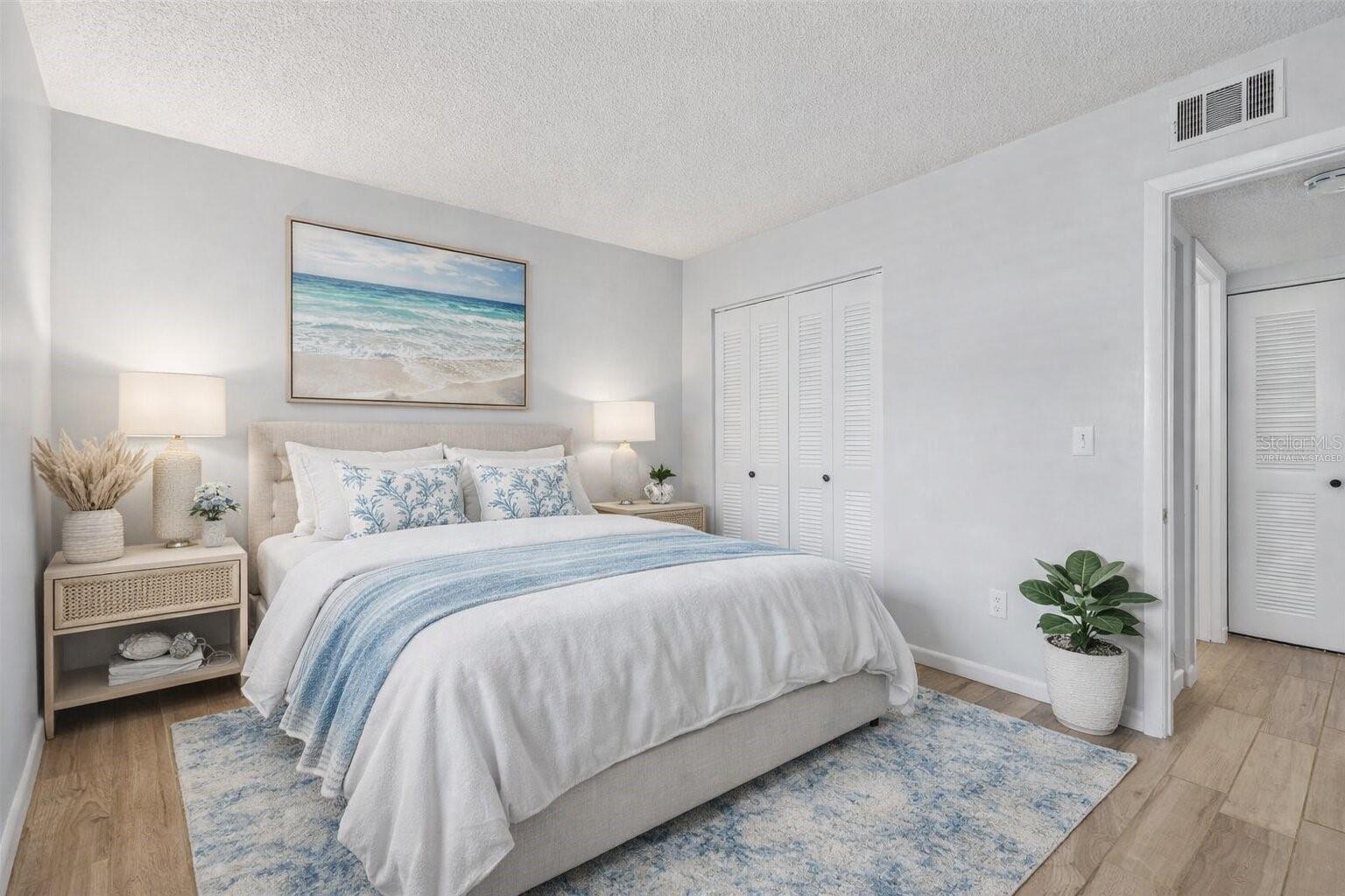 Image 38 of 60 For 4101 Fairview Vista Point 228