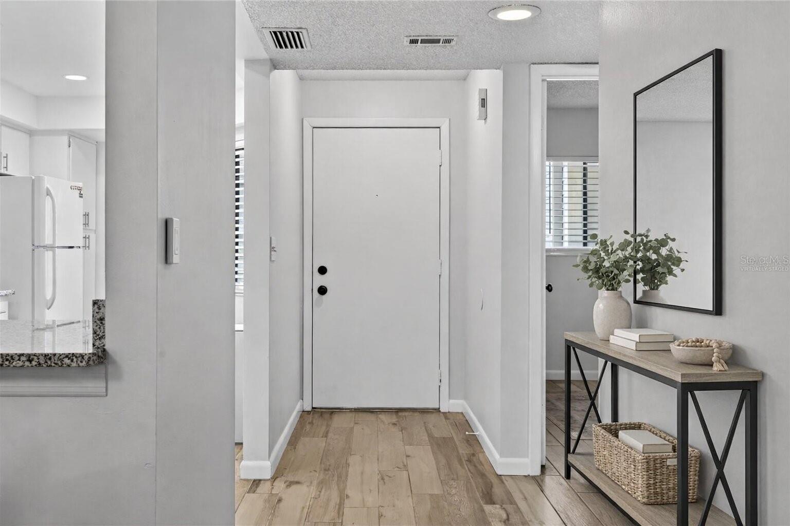 Image 5 of 60 For 4101 Fairview Vista Point 228